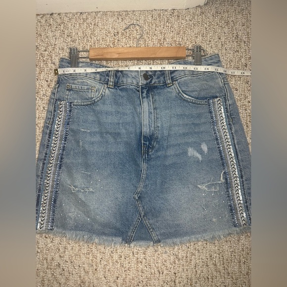 Free People Embellished Denim Mini Skirt Size 12 - Picture 7 of 10
